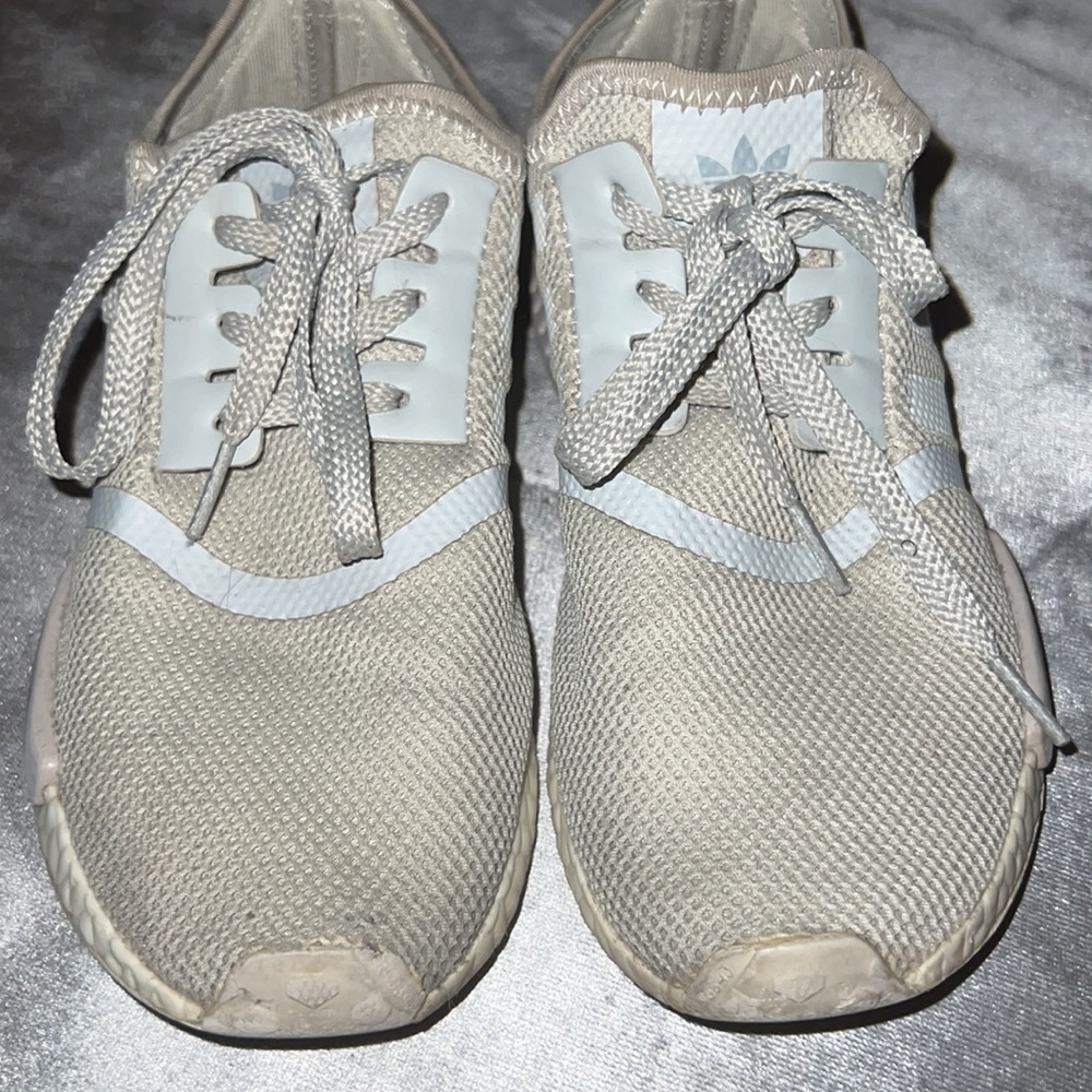 Adidas NMD R1 - Picture 7 of 10